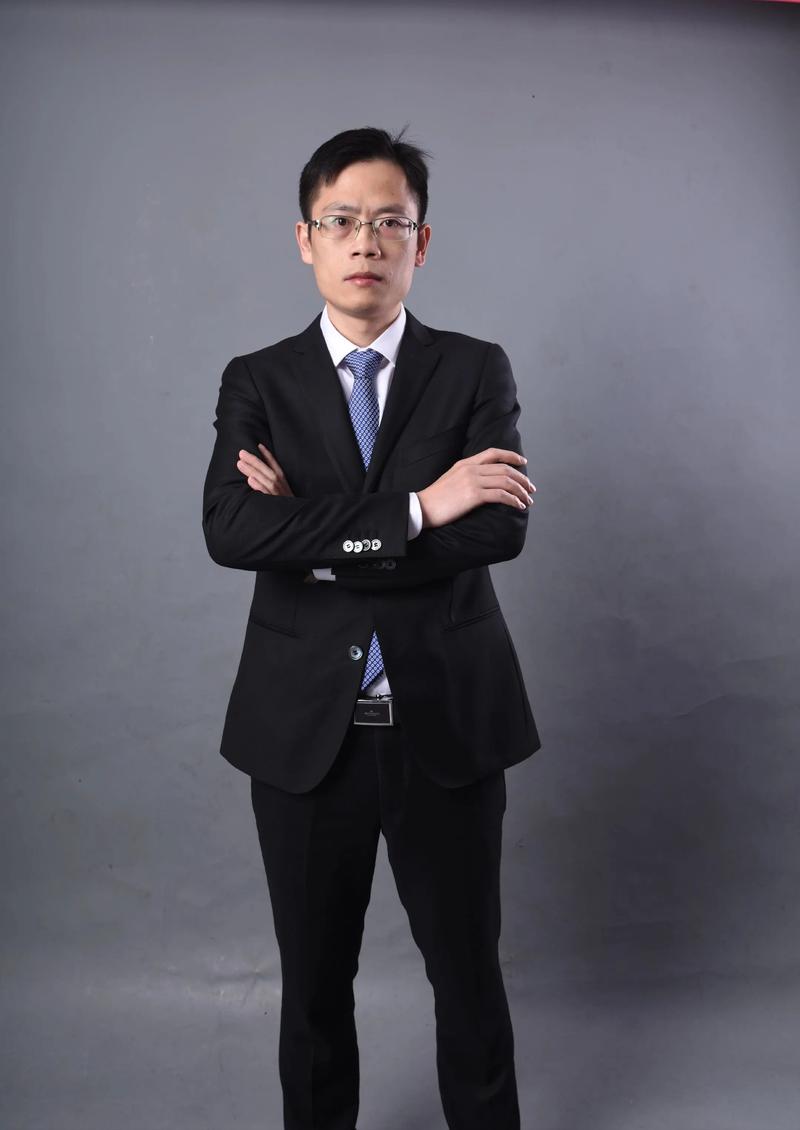 彭予客户策略总监